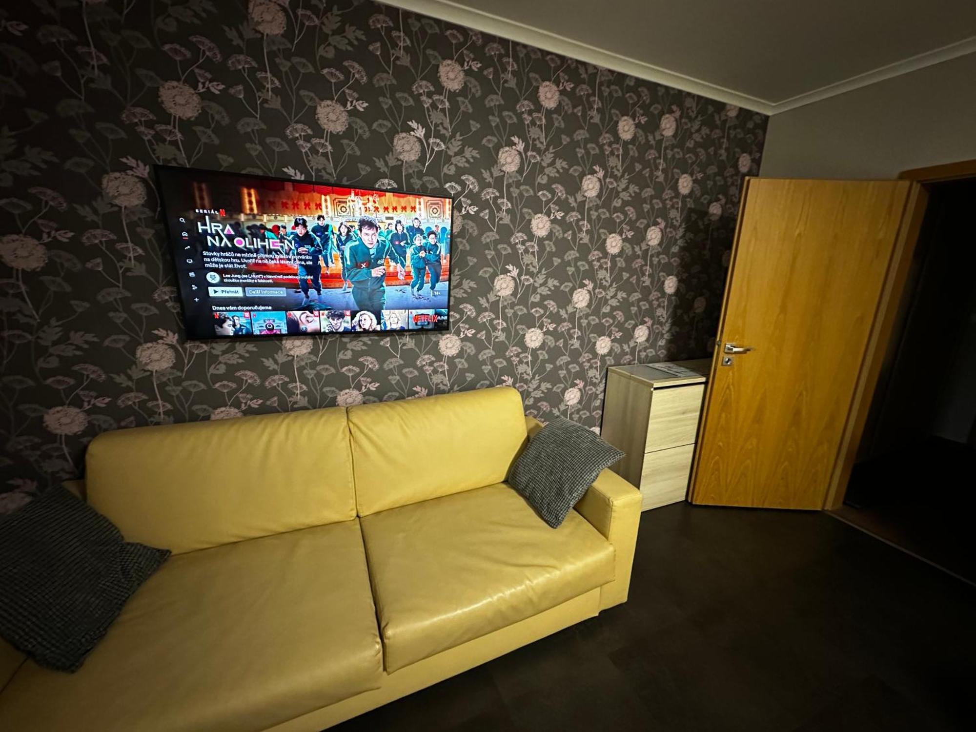 Harrachov Resident Apartments "Terrace & Chill" - High Speed Wifi, Smart Tv, Netflix, Disney Plus 外观 照片