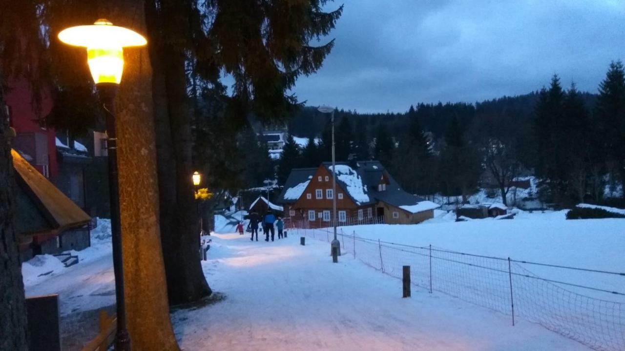 Harrachov Resident Apartments "Terrace & Chill" - High Speed Wifi, Smart Tv, Netflix, Disney Plus 外观 照片