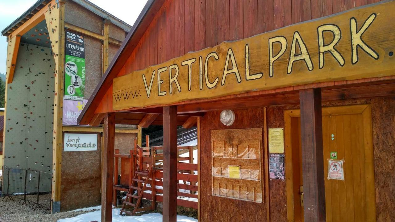 Harrachov Resident Apartments "Terrace & Chill" - High Speed Wifi, Smart Tv, Netflix, Disney Plus 外观 照片